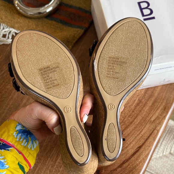 Bakers Floral Embellished Brown Wedges - Picture 2 of 4